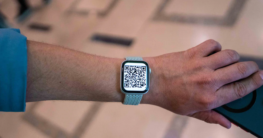 Apple Watch QR code